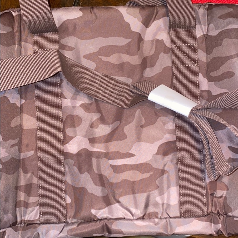 Victoria's Secret PINK Bora Brown Camo Duffle Bag - Picture 8 of 10